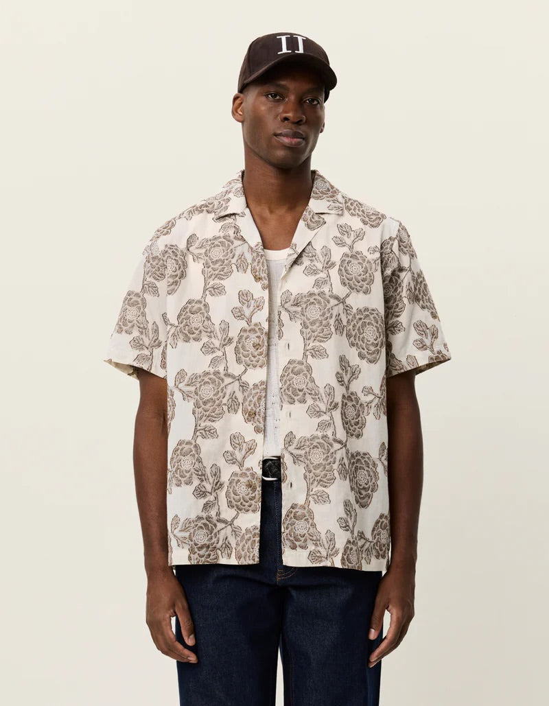 Lesley Flower Jacquard SS Shirt  Ivory