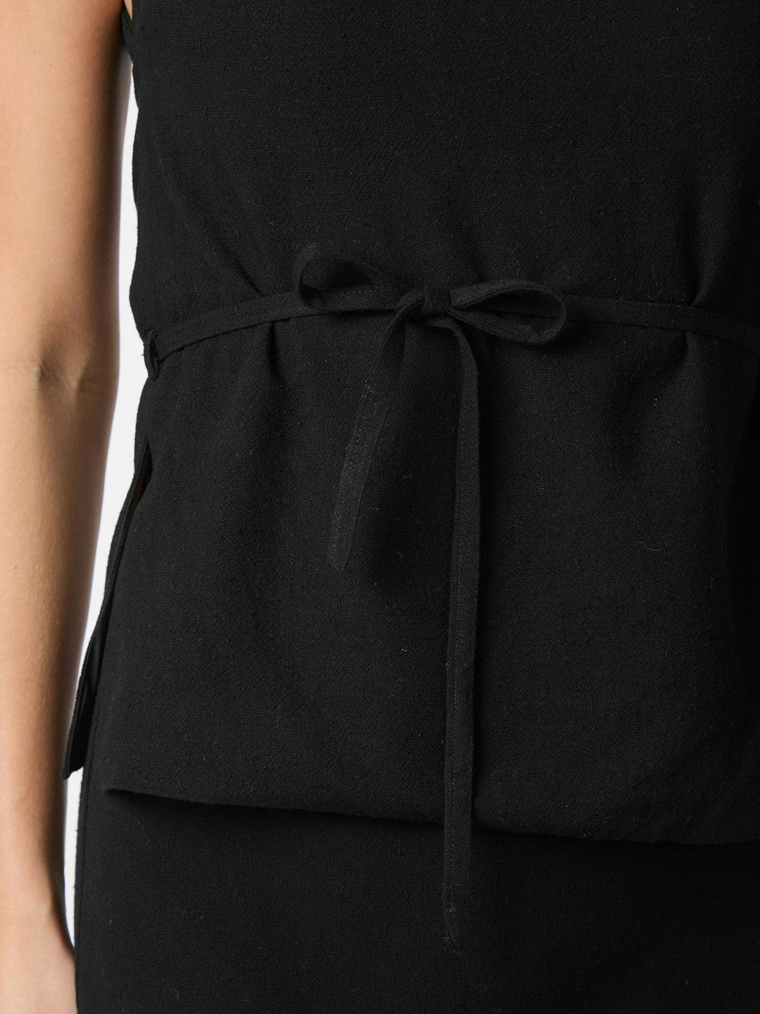 Nassa Linen Top  Black