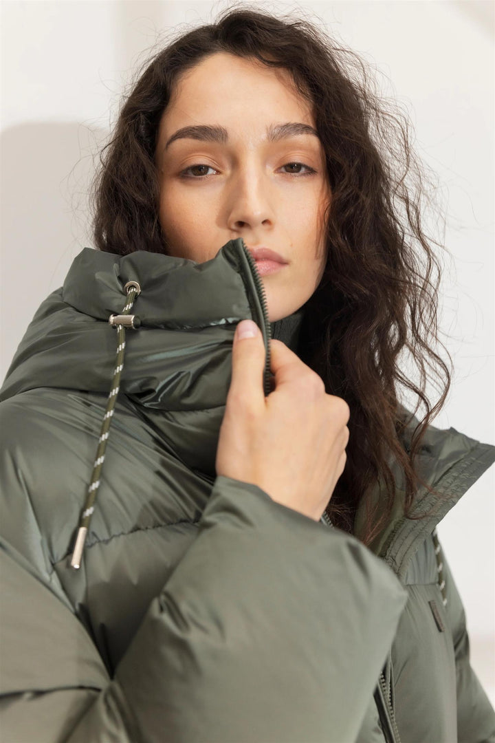 Saga down jacket  Olive