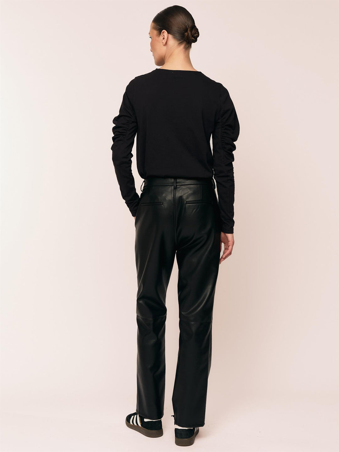 Lumi Cropped Trouser  Black