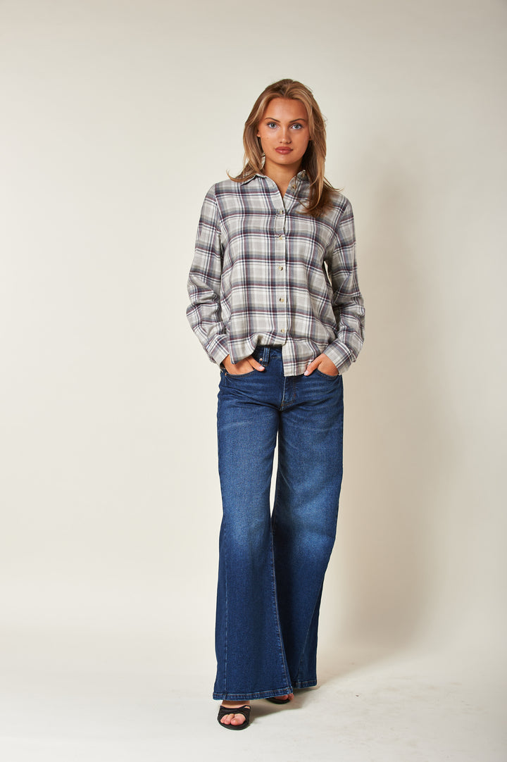 Arc Tartan Check  Grey/Burgundy Combo