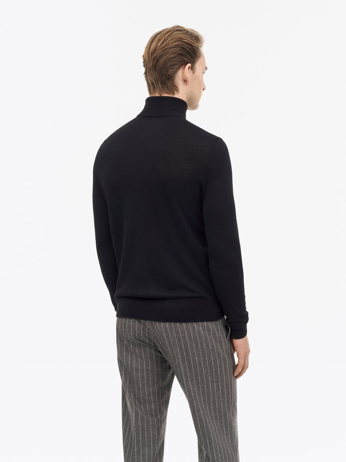 Nevile Rws  Black