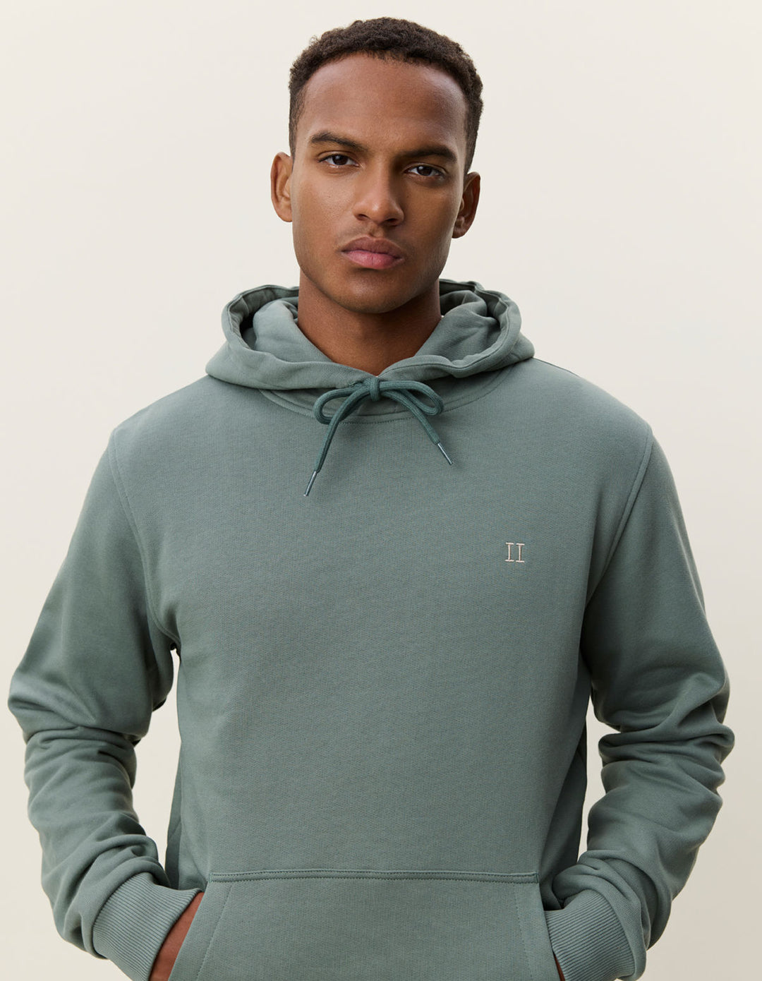 Core seasonal hoodie Laurel Wreath Green
