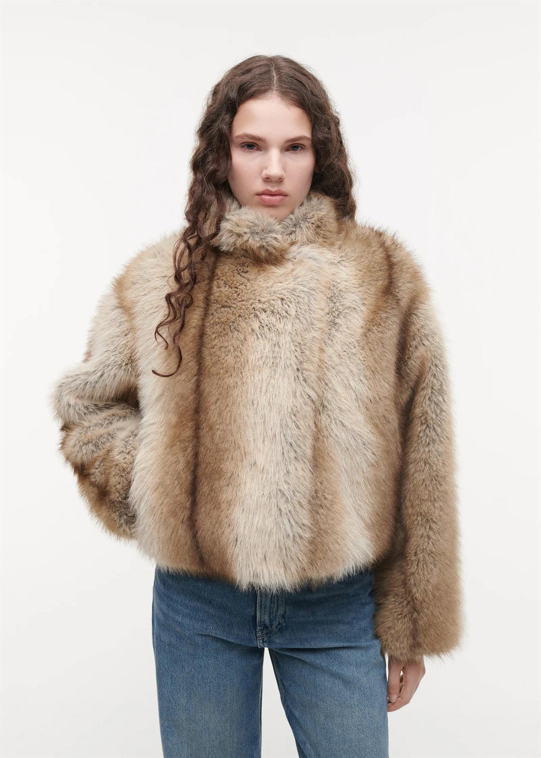 LUMI Faux Fox  Light Fox