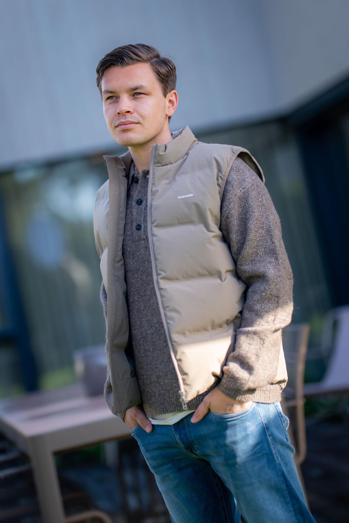 Daff Down Vest  Dk Sand