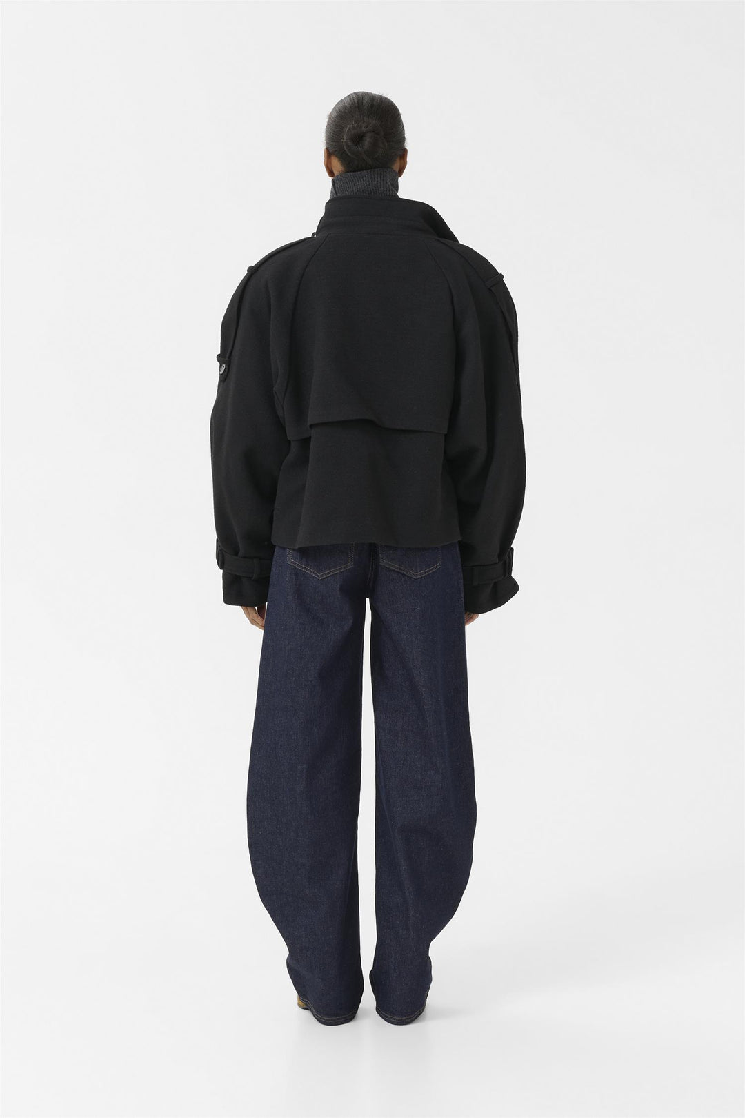 Zavic short jacket  Black