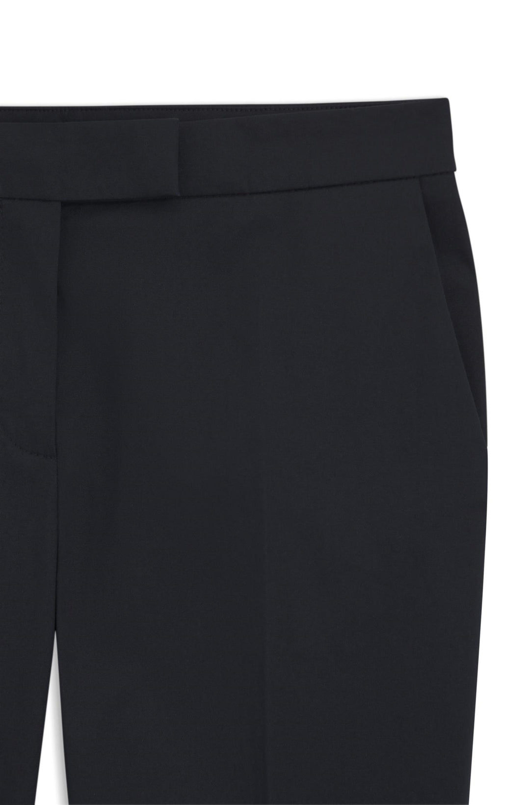 Tapria_Crop1  Dark Blue