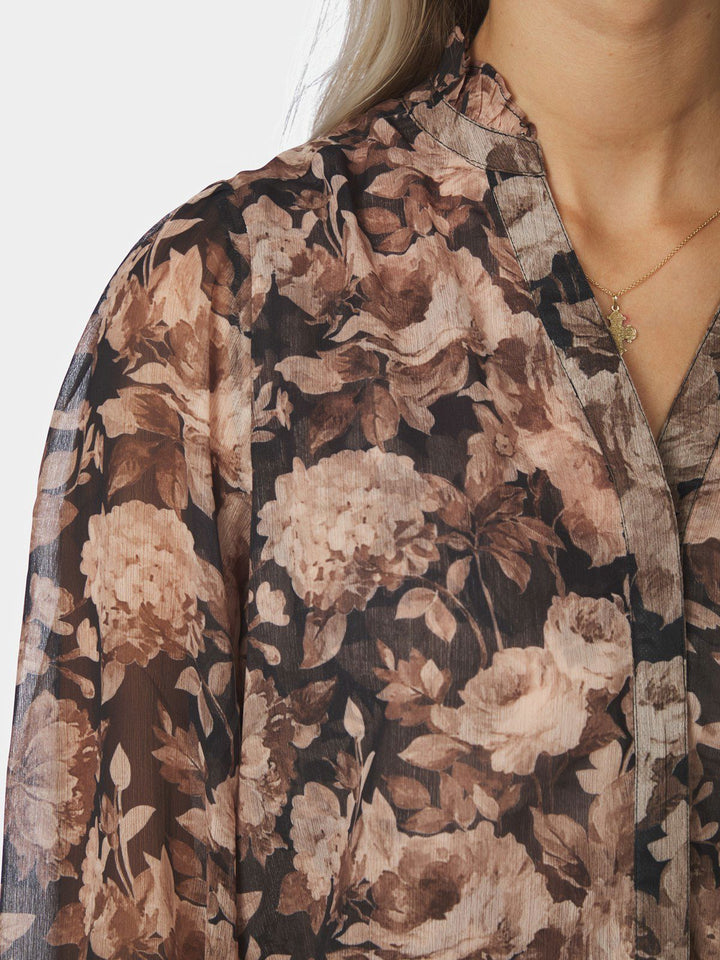 Delsie Vintage Flower Shirt Black Sand