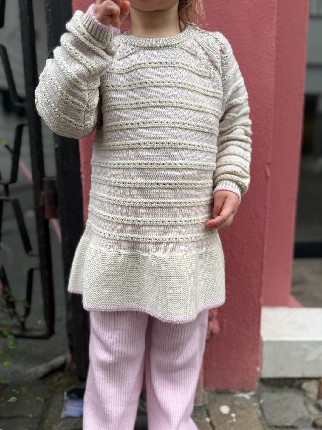 MERINO HOLE PATTERN BLOUSE  P0ale Cream