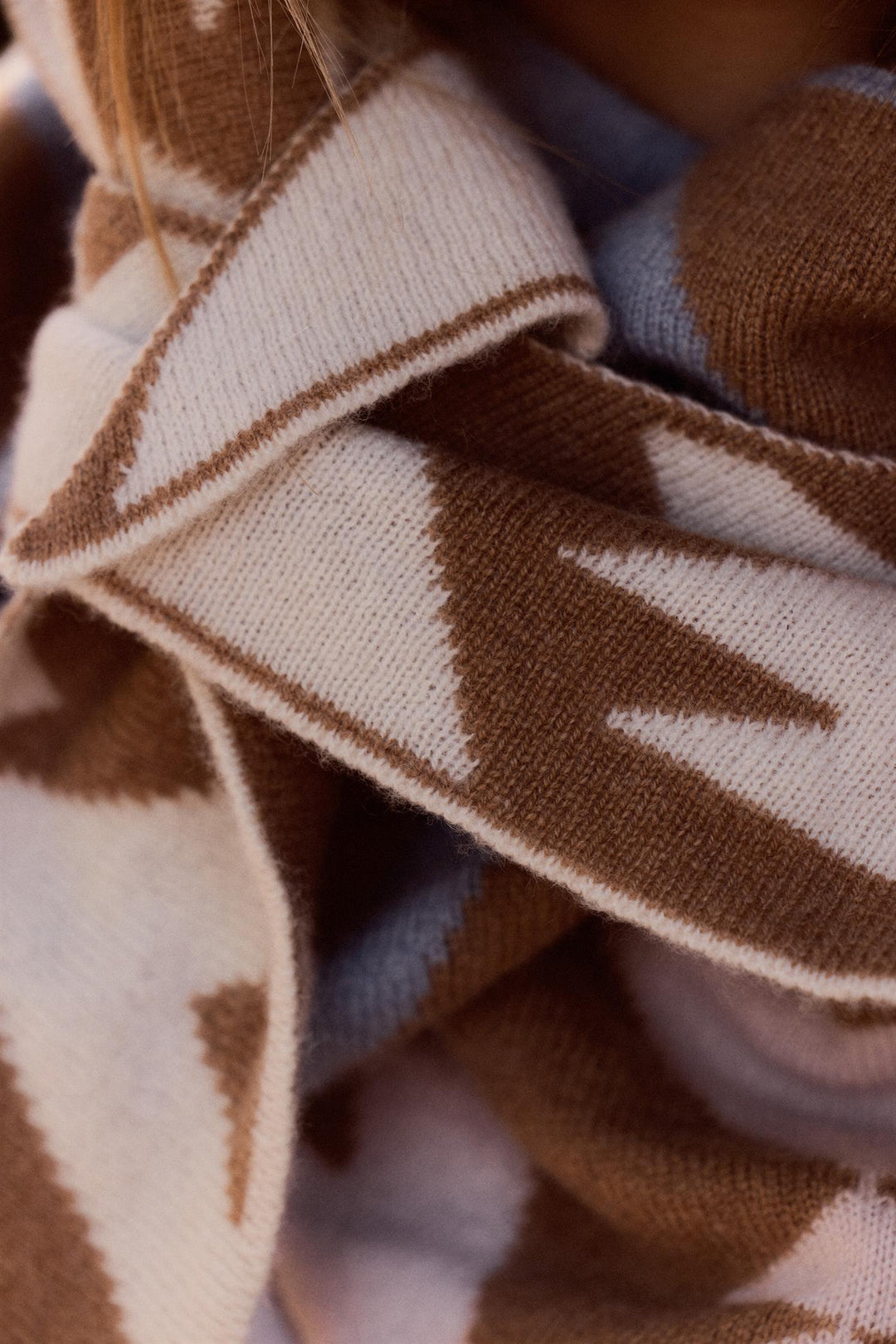 Terra Triangle Skjerf Light Pink Camel