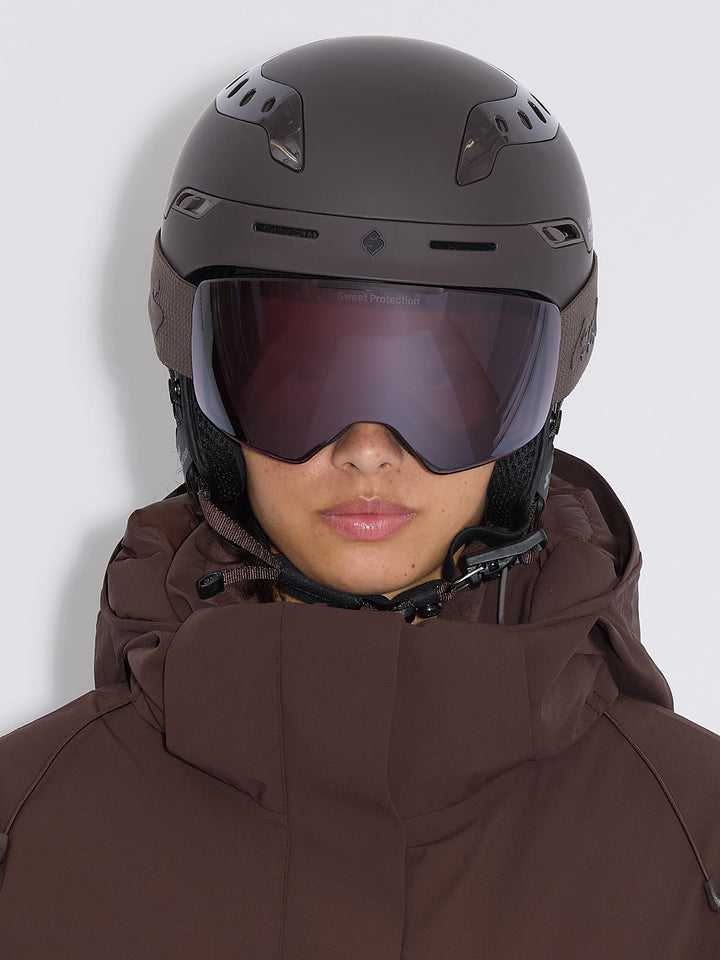 Connor X Holzweiler  Dk. Brown