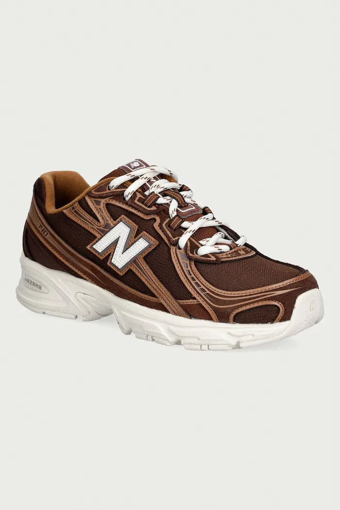 New Balance 740  Pumpernickel