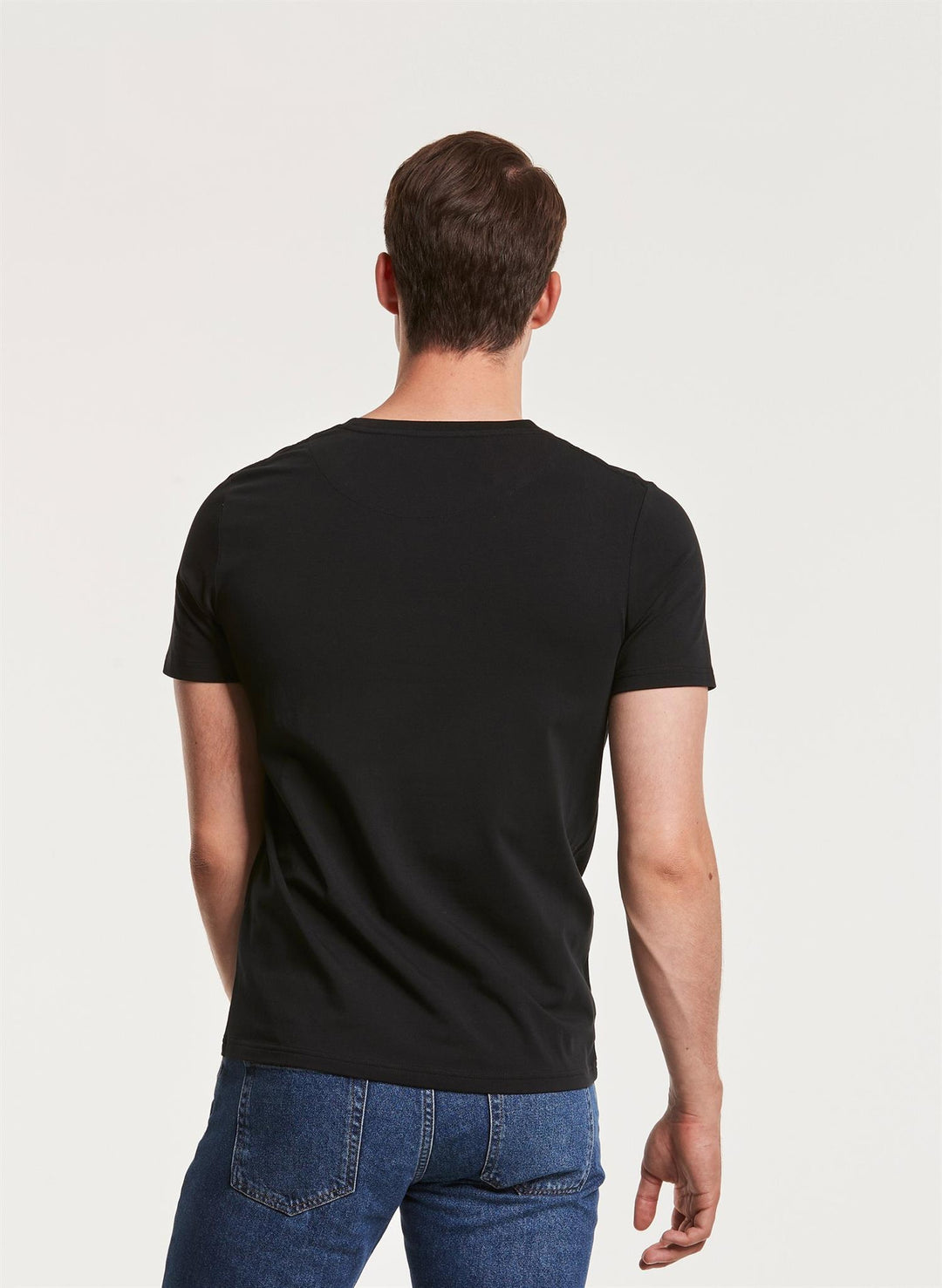 JAMES TEE  Black