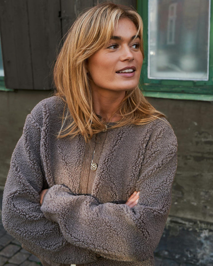 Limo Fluffy Knit Cardigan  Iron