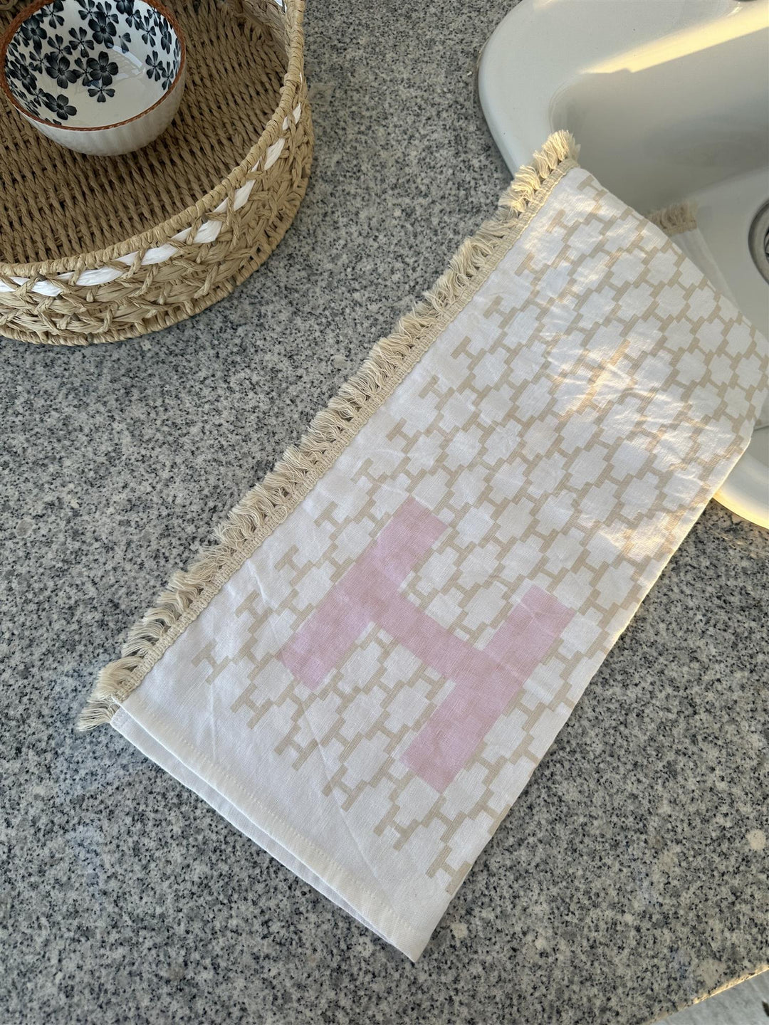 LINEN TOWEL  White Alyssum