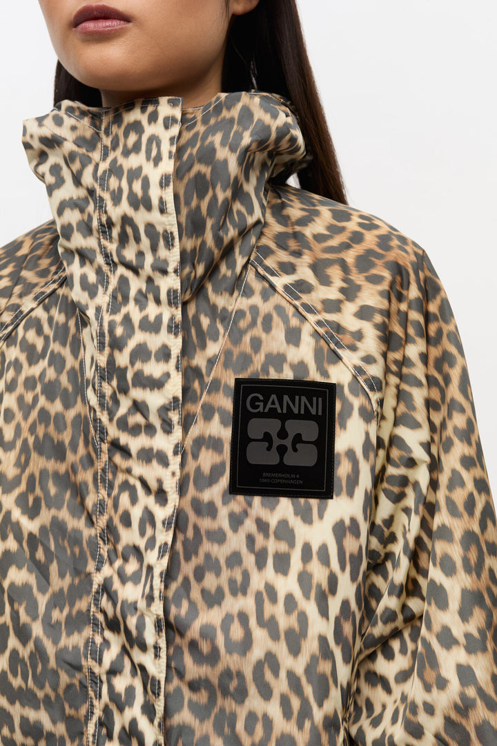 FLYWEIGHT NYLON JACKET  Almond Milk