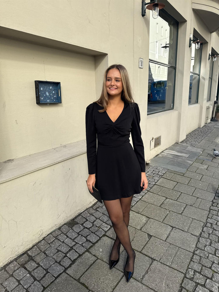 PAGE  Black