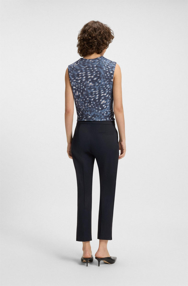 Tapria_Crop1  Dark Blue