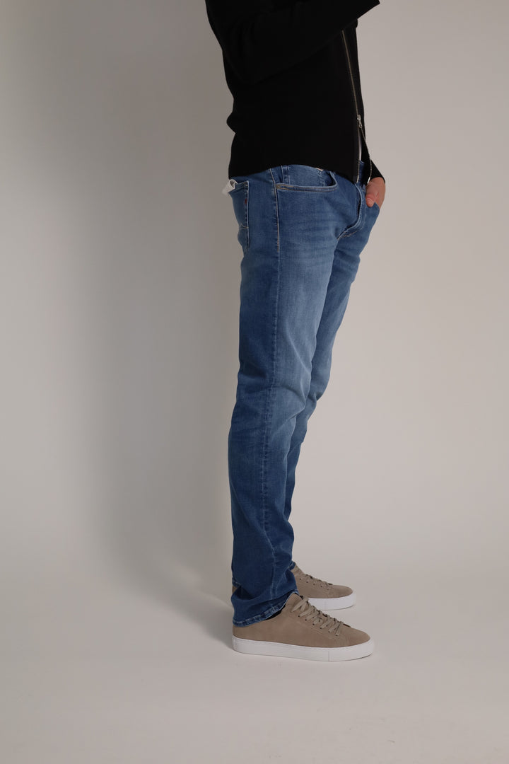 GROVER Medium Blue