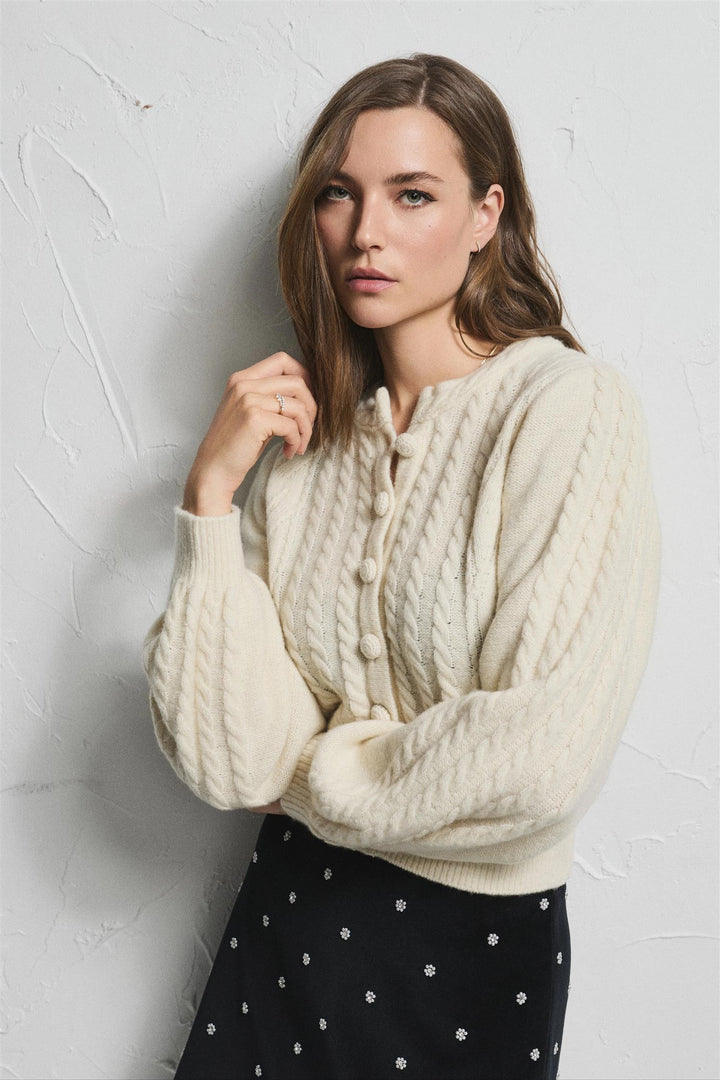 ELODIE  White