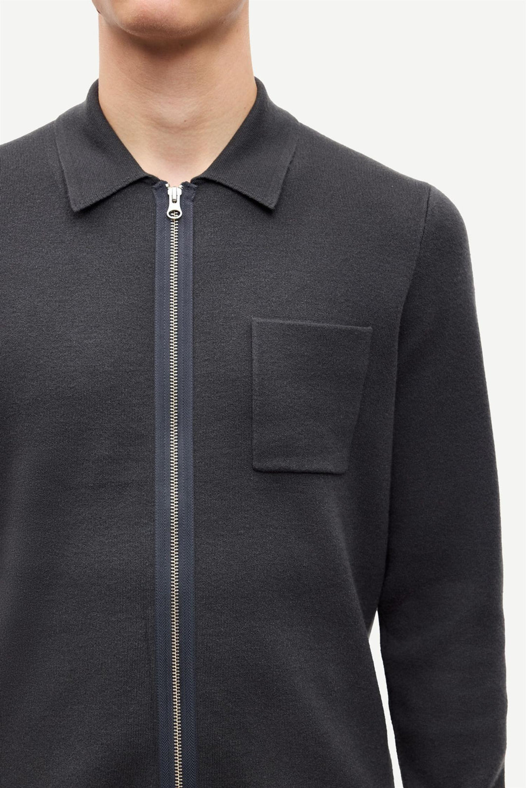 Guna X Zip 10490  Black Oyster