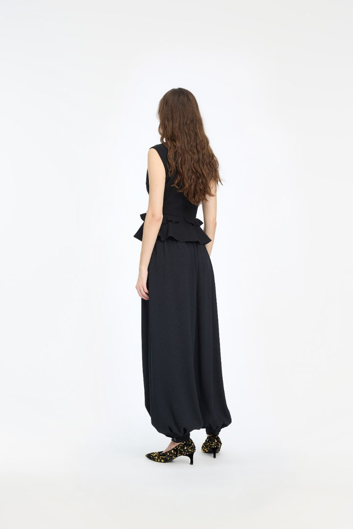V-NECK FLOWER TOP  Black
