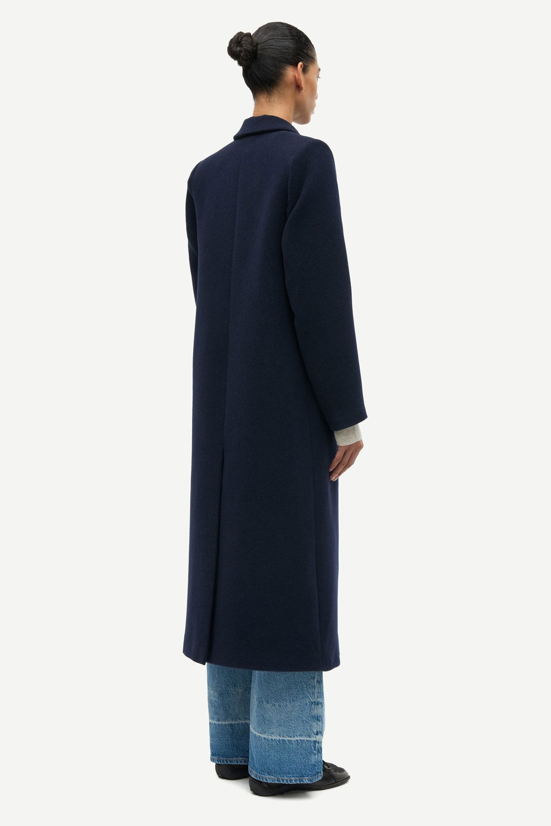 Falcon Coat 11104  Salute