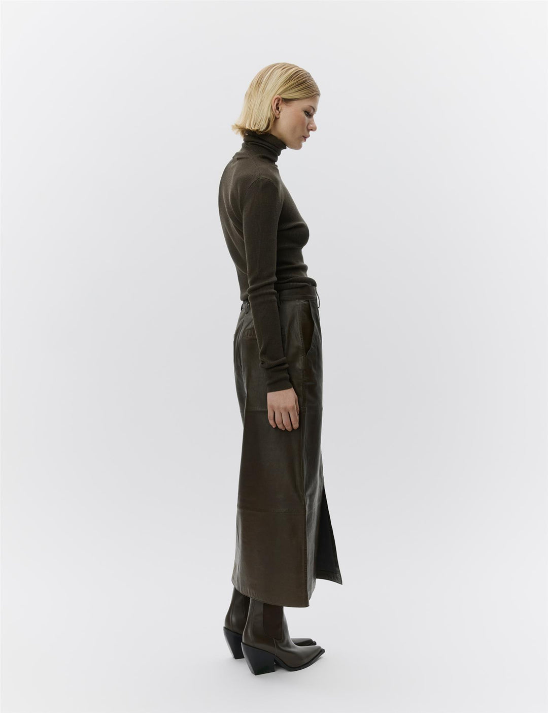 ANNA - LEATHER CONTEMPORARY  Wren