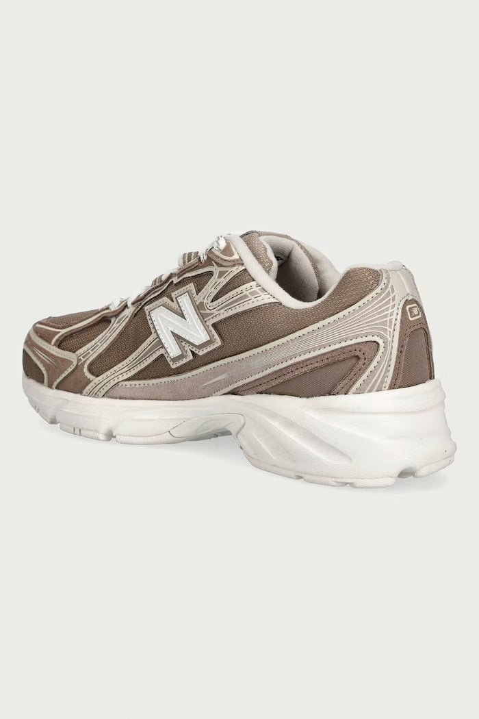 New Balance 740  Mushroom