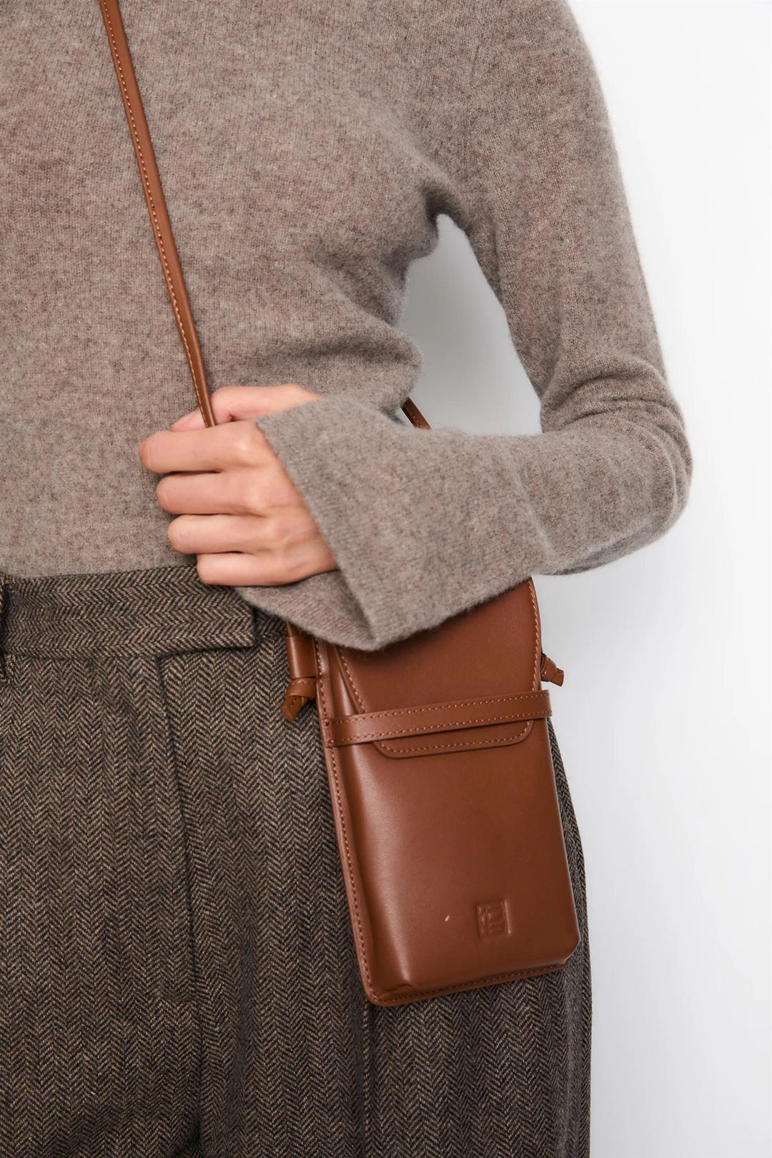 Mobile pouch  Brown