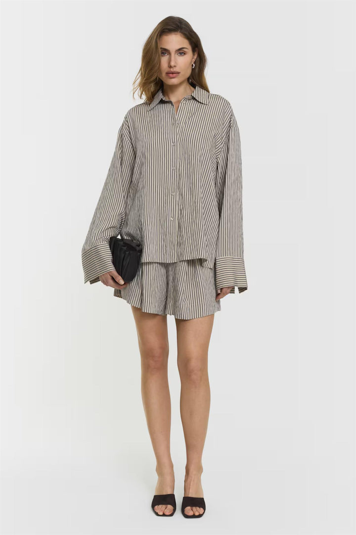 Arna shirt  Offwhite/Blue Stripes