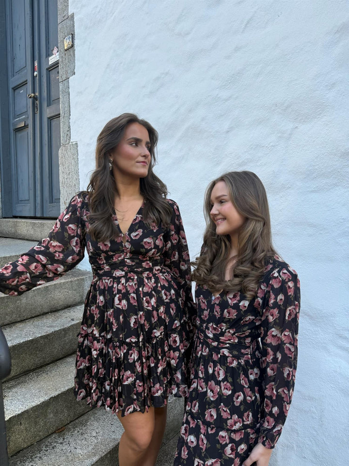 Noor Dress  Le Fleurs