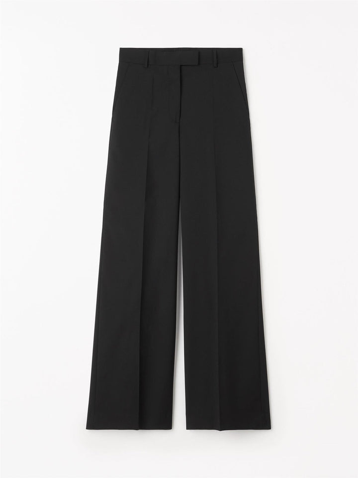 Irit  Black