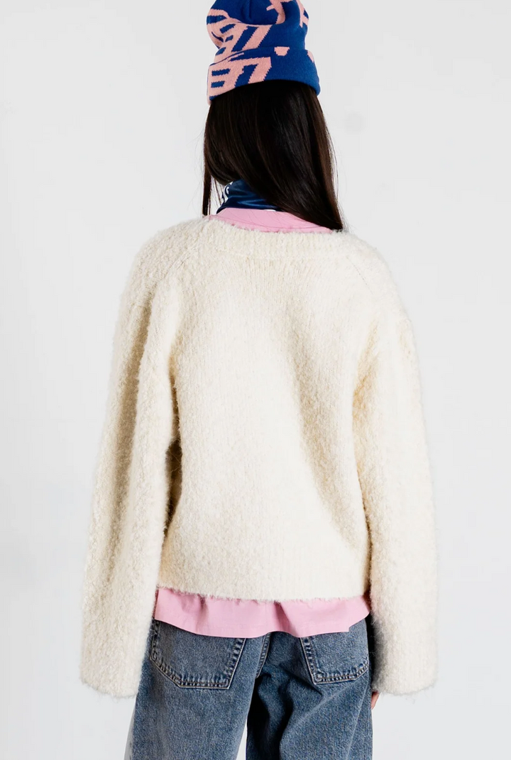 WBEa Teddy Cardigan  Off White