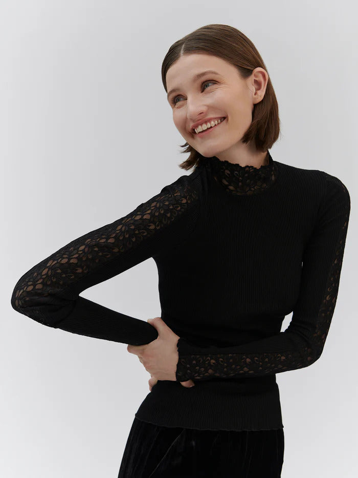 RWBeatha LS Regular Lase T-shirt  Black