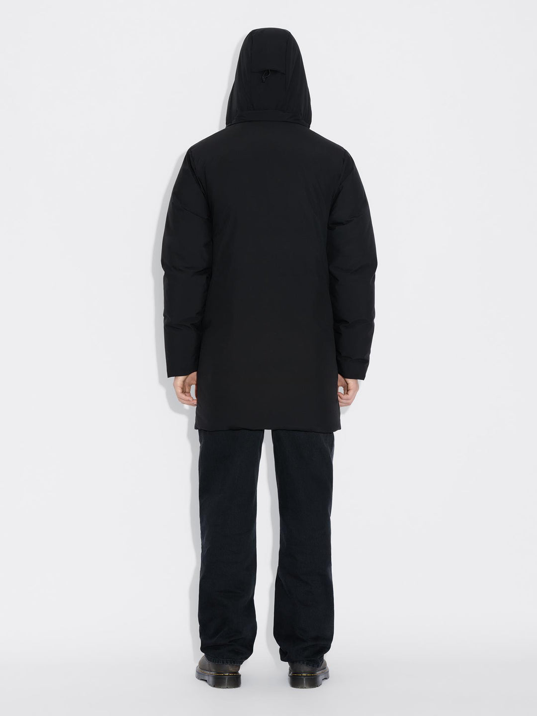 Lom Lt Down Jacket  Black