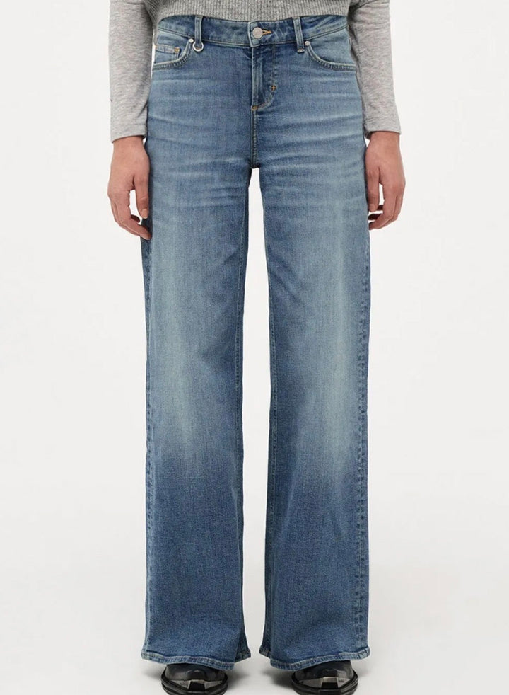 Eva Wide View  Mid Vintage Blue