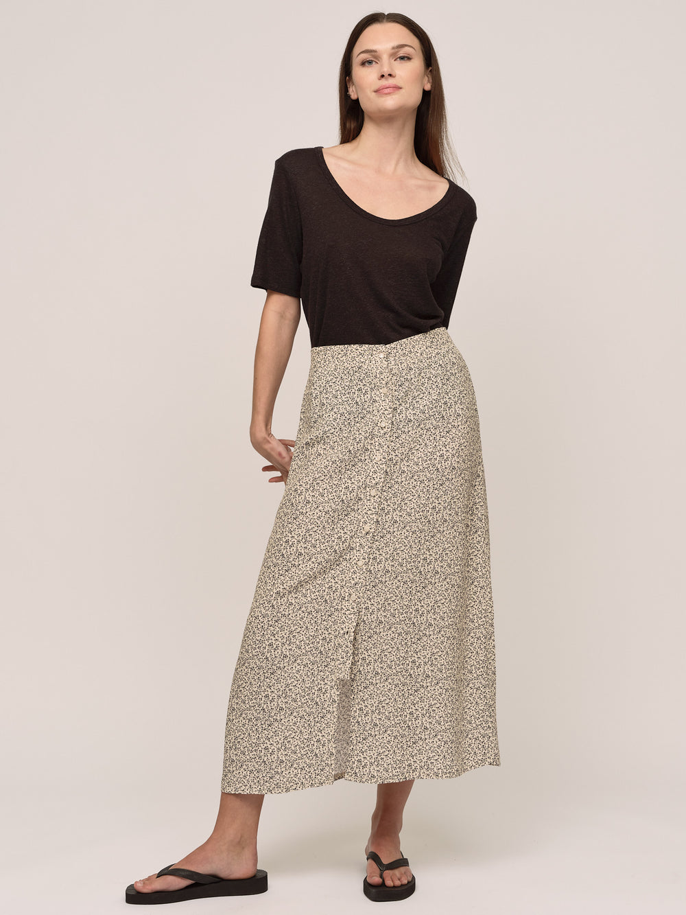 Ellen Midi Skirt  Petite Antrachite Flower