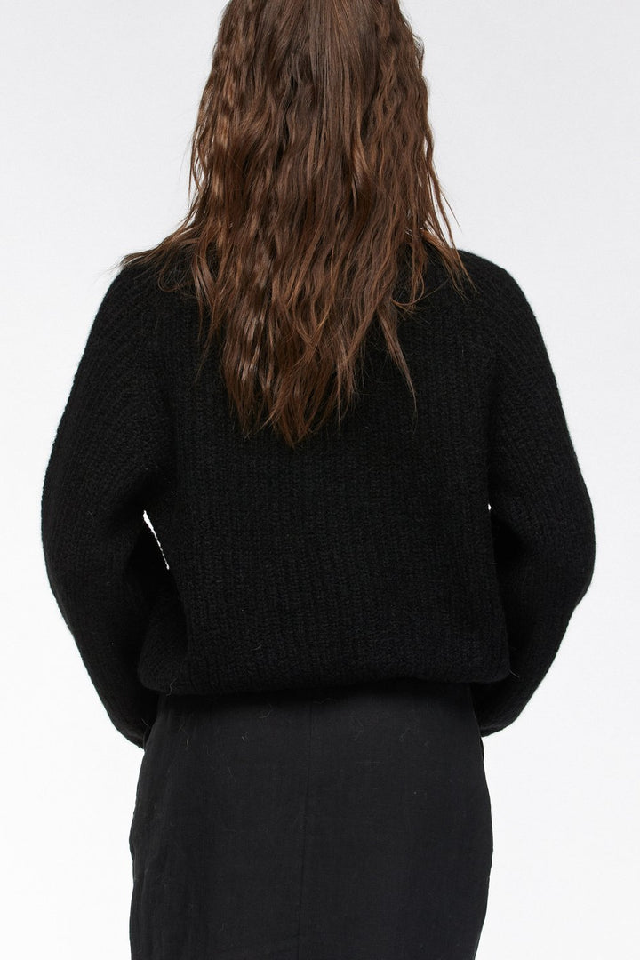 LERKE GENSER KORT  Black