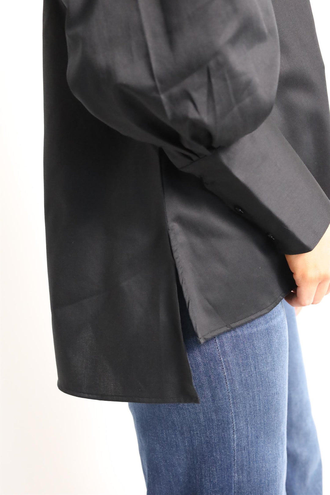 Anne Solid Black