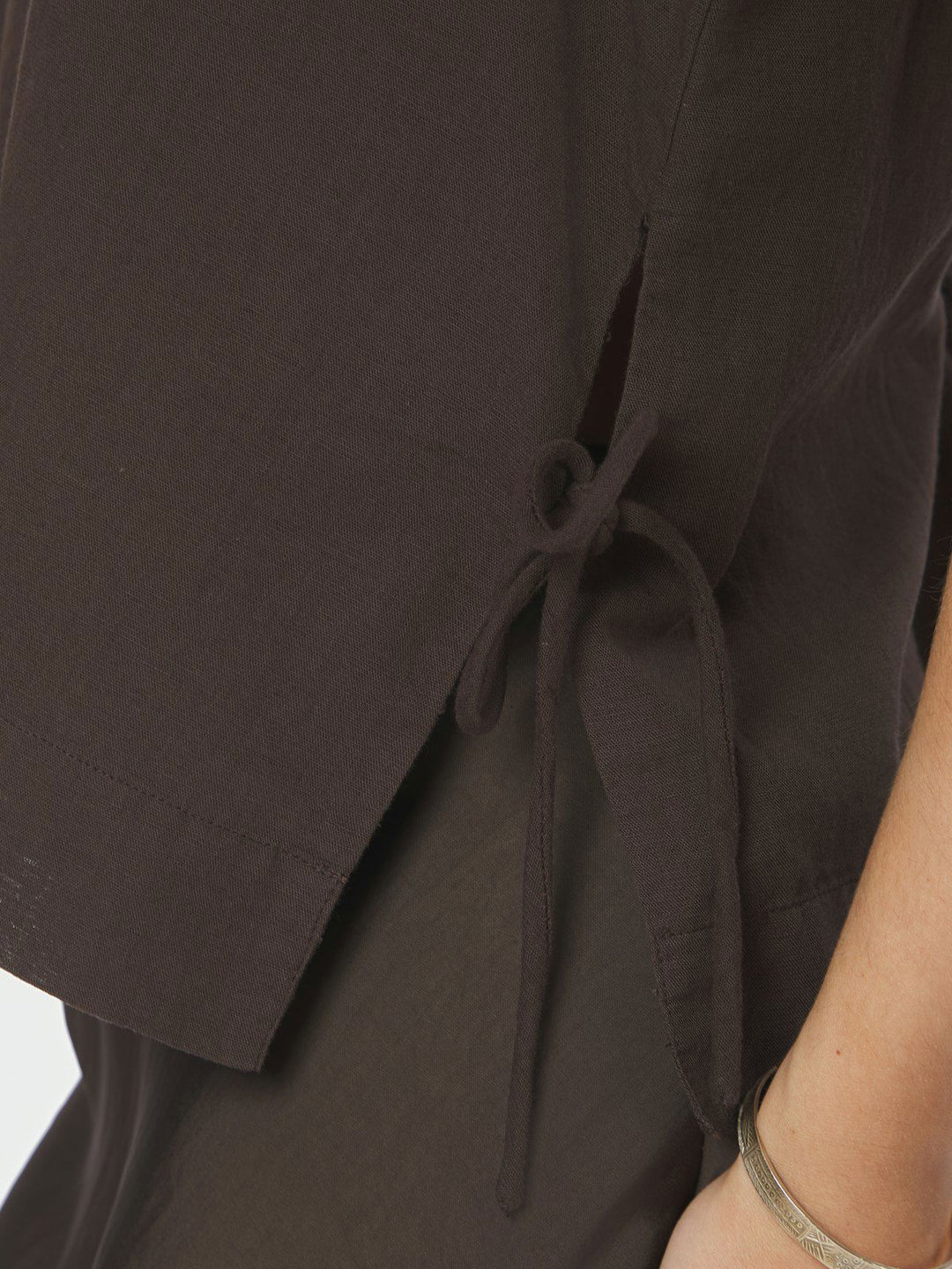 Svetlana Linen Top  Dark Brown