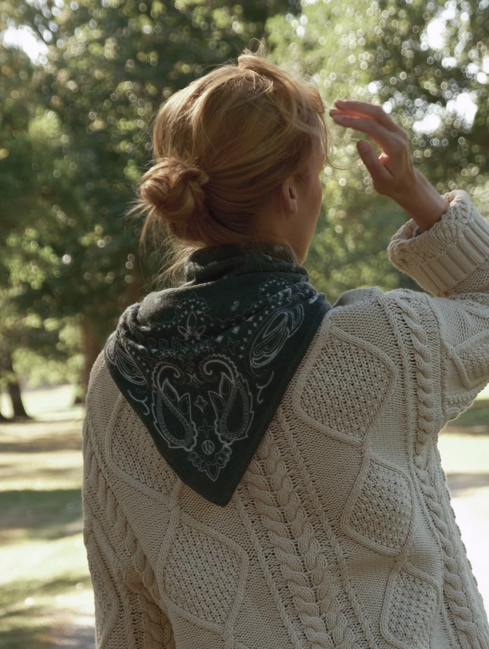 CASHMERE PAISLEY SCARF  Forrest Green