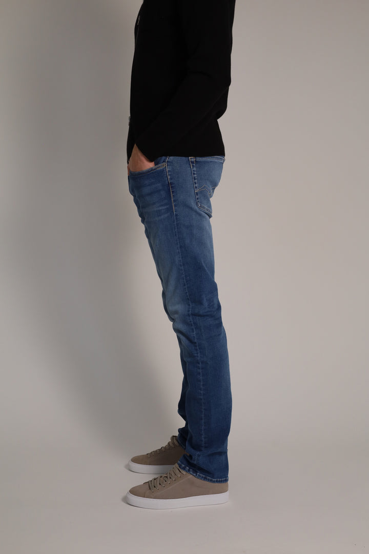 GROVER Medium Blue