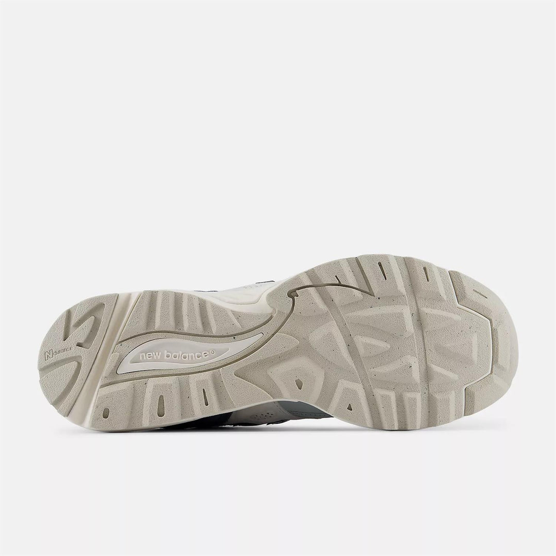 New Balance 880R Lifestyle  Sea Salt