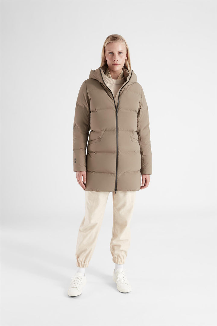 Thundra Parka  Dark Sand