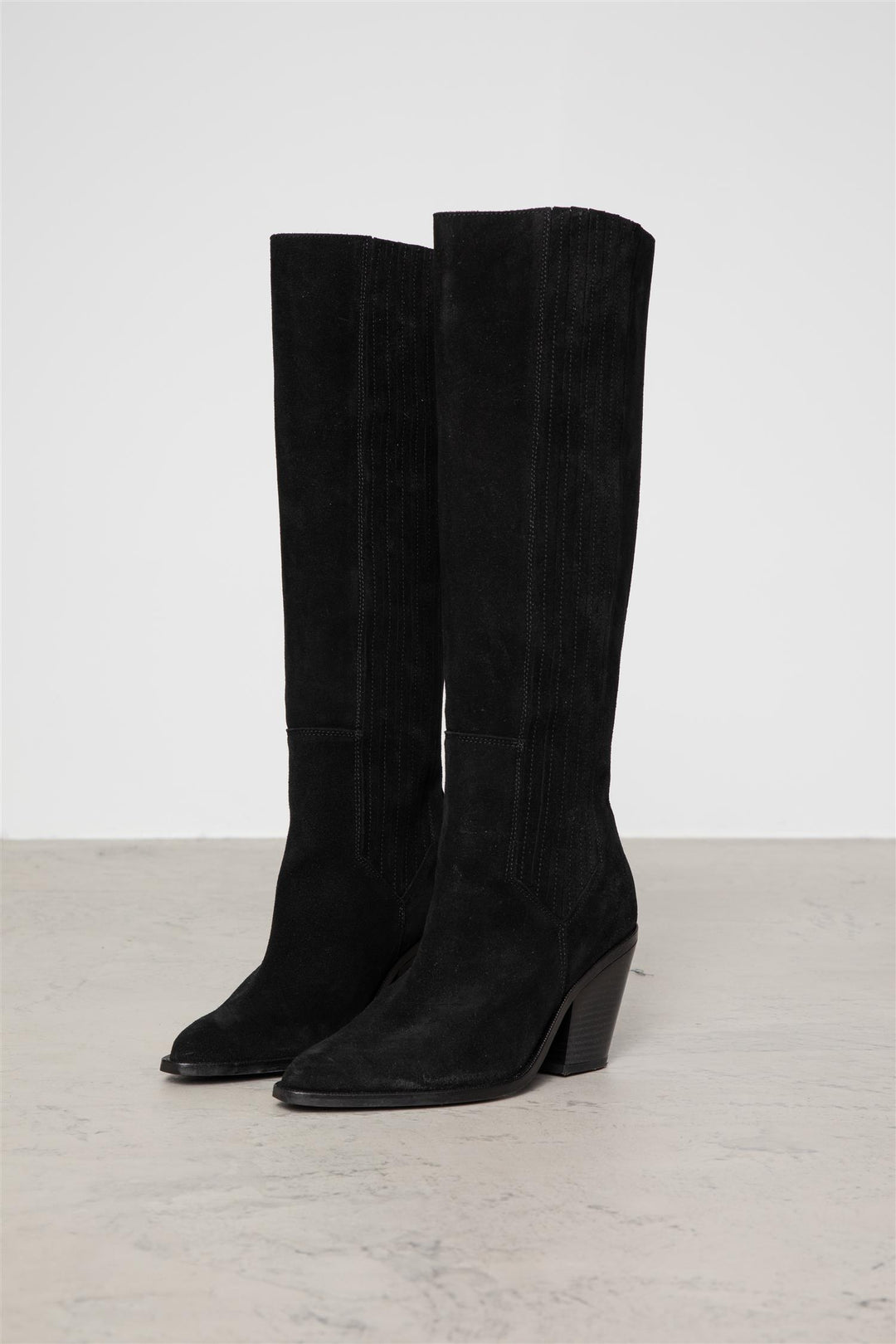 Wilma Knee Boot  Black Suede