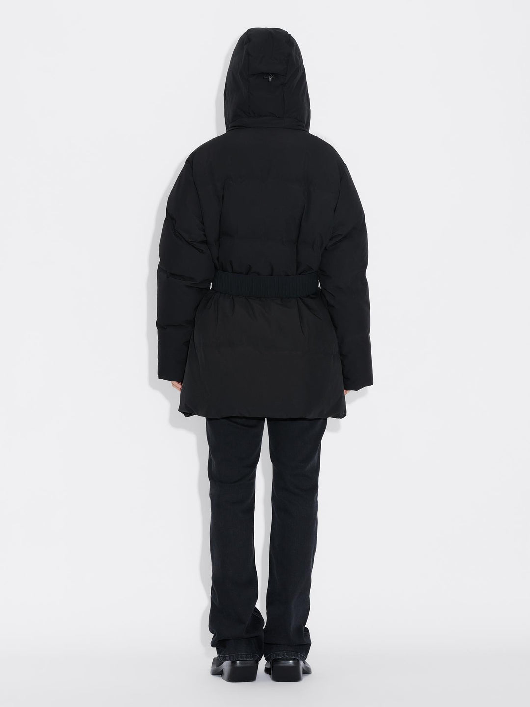 Besseggen Lt Down Jacket  Black