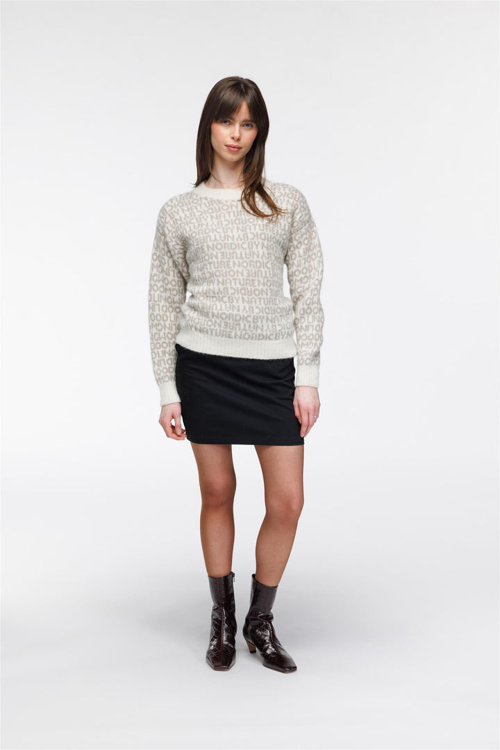 LYKKE GENSER  Myrull