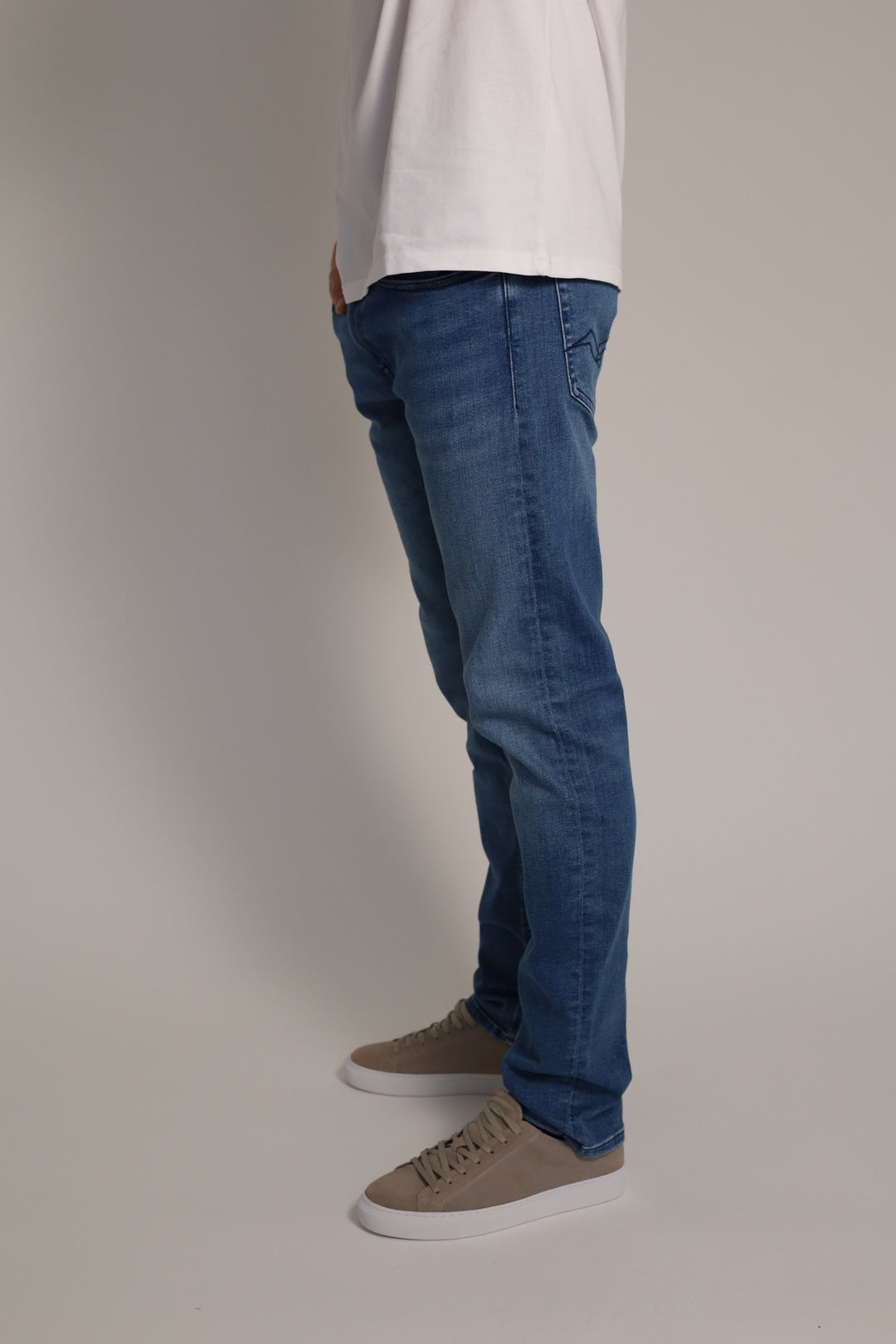 Grover, Straight Medium Blue