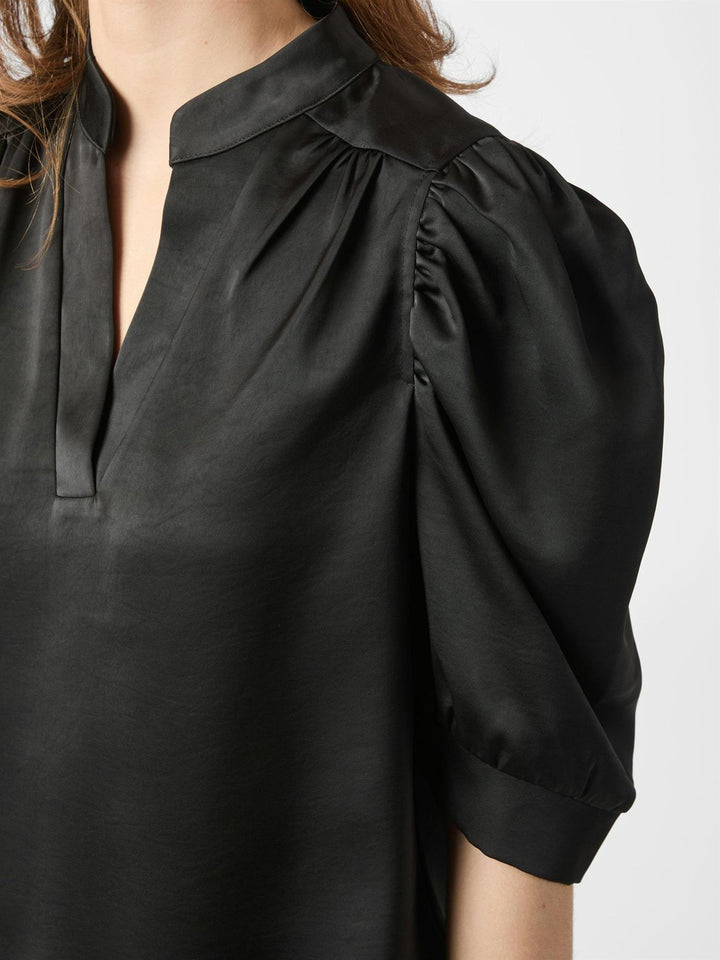 Roella heavy sateen blouse  Black